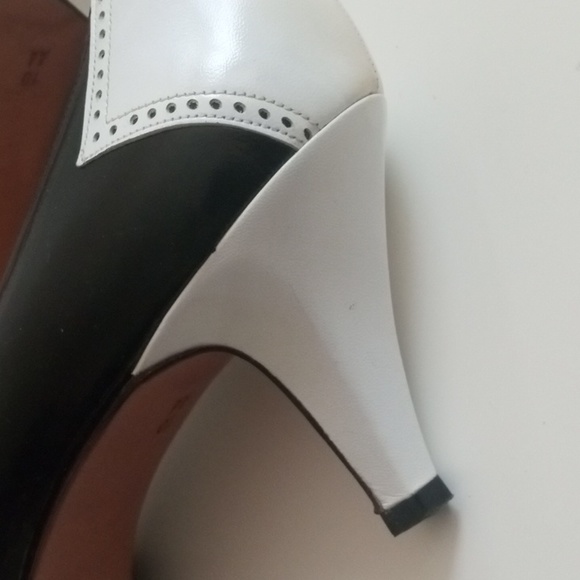 👠🇨🇭 Bally Leather Heels | Made in Switzerland | Black & White | Size 10 - Picture 12 of 15